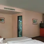 Alt Tempelhof 3* Berlijn