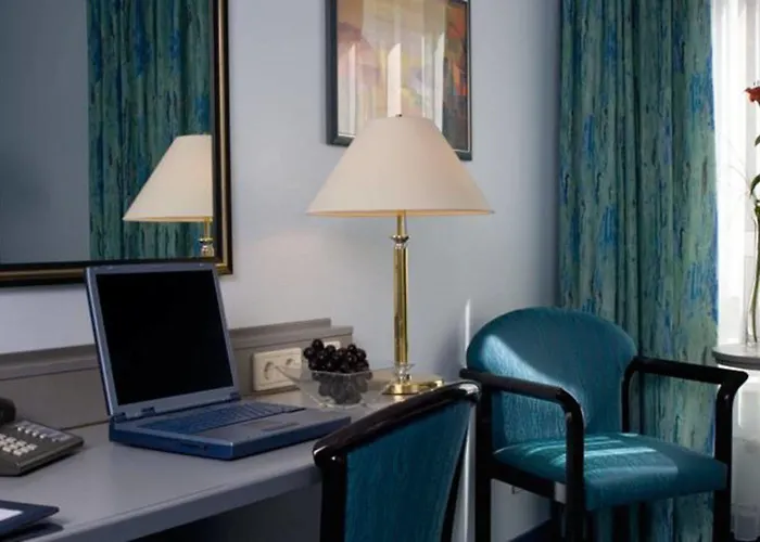 Alt Tempelhof 3* Berlin