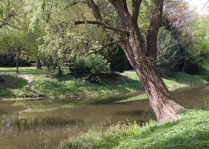 Alt Tempelhof فندق 3*